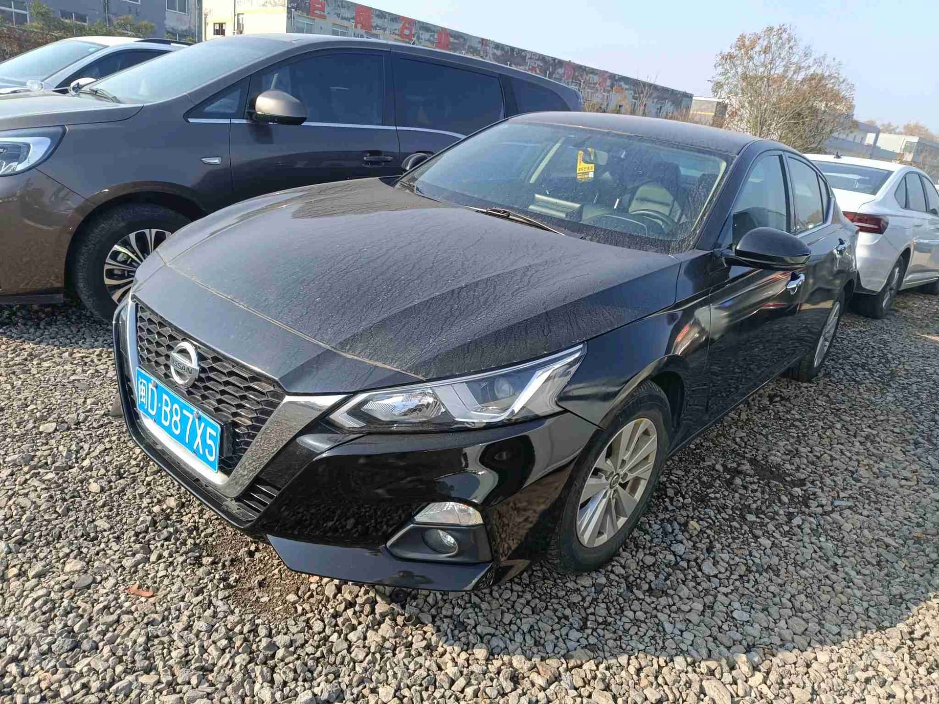 car-image